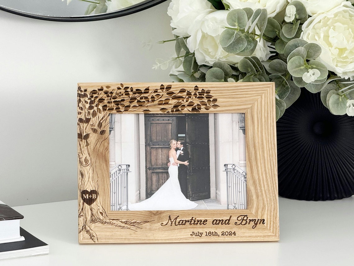 Wedding Photo Frame, Engraved Photo Frame, Custom Wedding Gift , Wedding gifts for couple, Family Photo Frames, Family Picture Frames