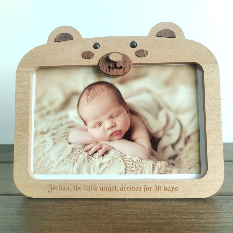 Cute Bear Photo Frame DIY Set. Personalized Baby Picture Frame. Birth Announcement Frame. Picture Frame for New Parents. New Baby Gift.